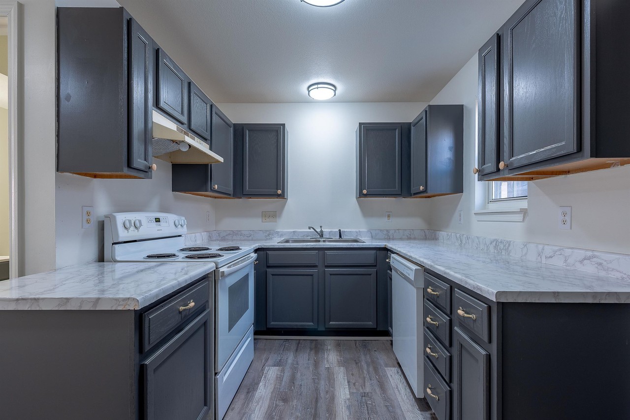 321 Townhomes - KC - Bricktown - Photo 7 of 50