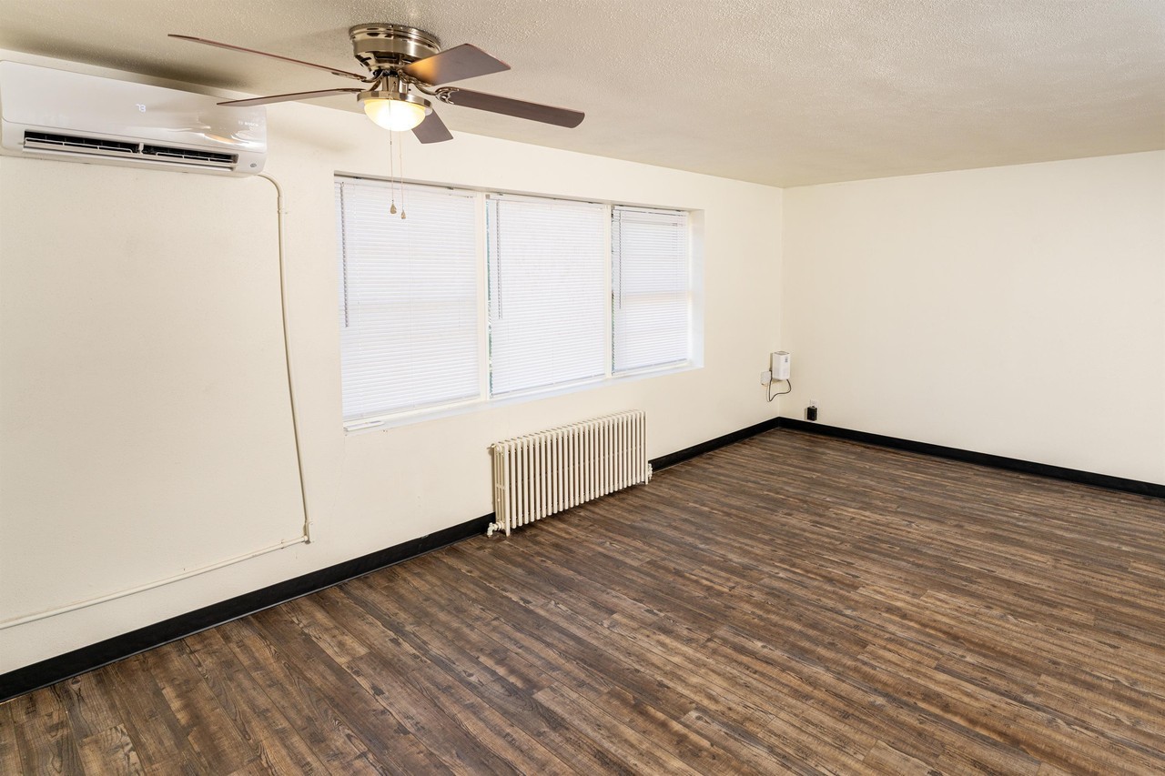 College Heights - Photo 4 of 22