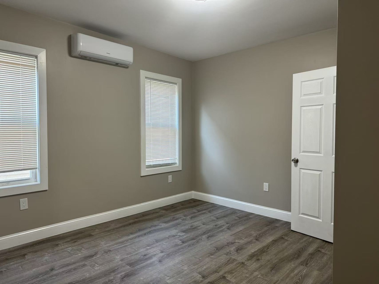 Quincefield St #1 - Photo 3 of 12