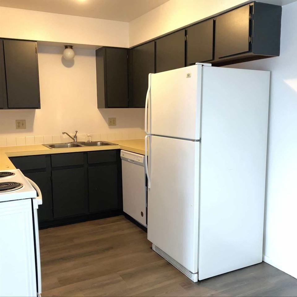 3100 Palm Court - Photo 6 of 15