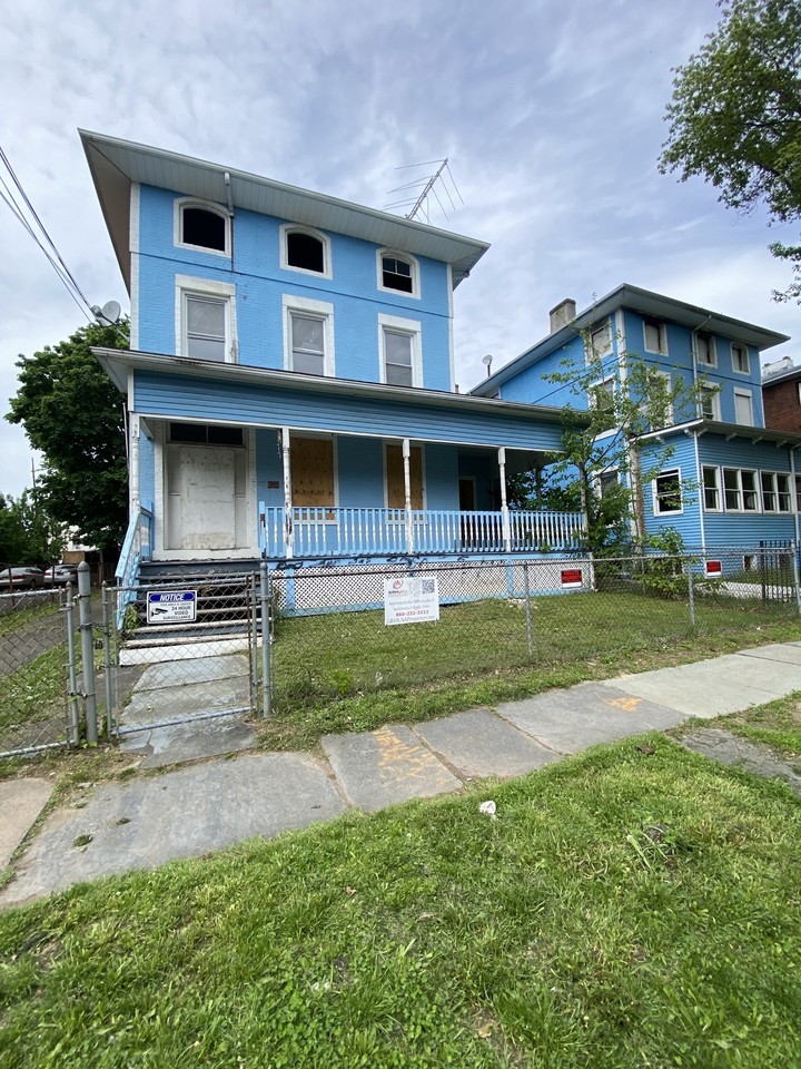 206 Jefferson Street - Photo 4 of 5