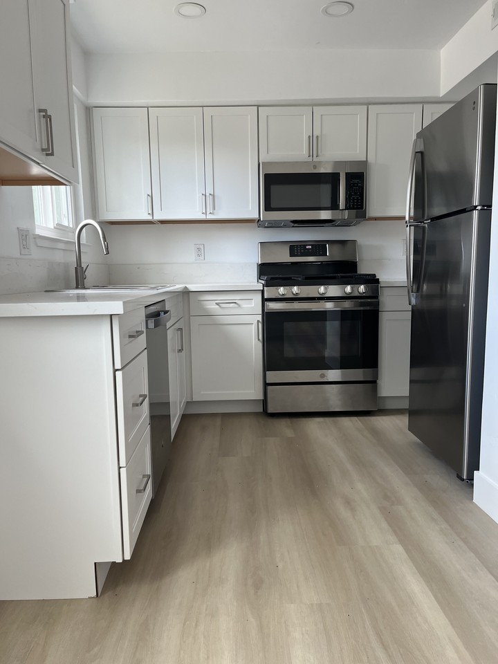 1321 Plumas Street - Photo 5 of 50
