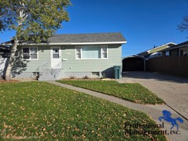 featured image of 435 17th St W