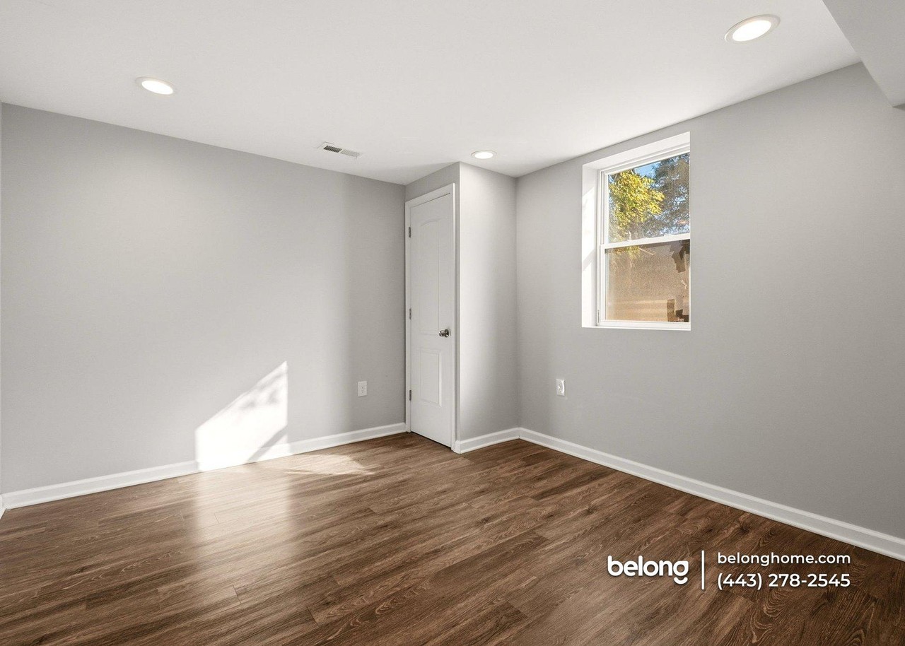 5524 Hill Way - Photo 5 of 16