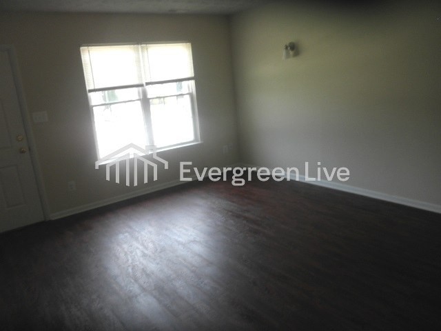 74 Chelmsford Ct - Photo 2 of 12