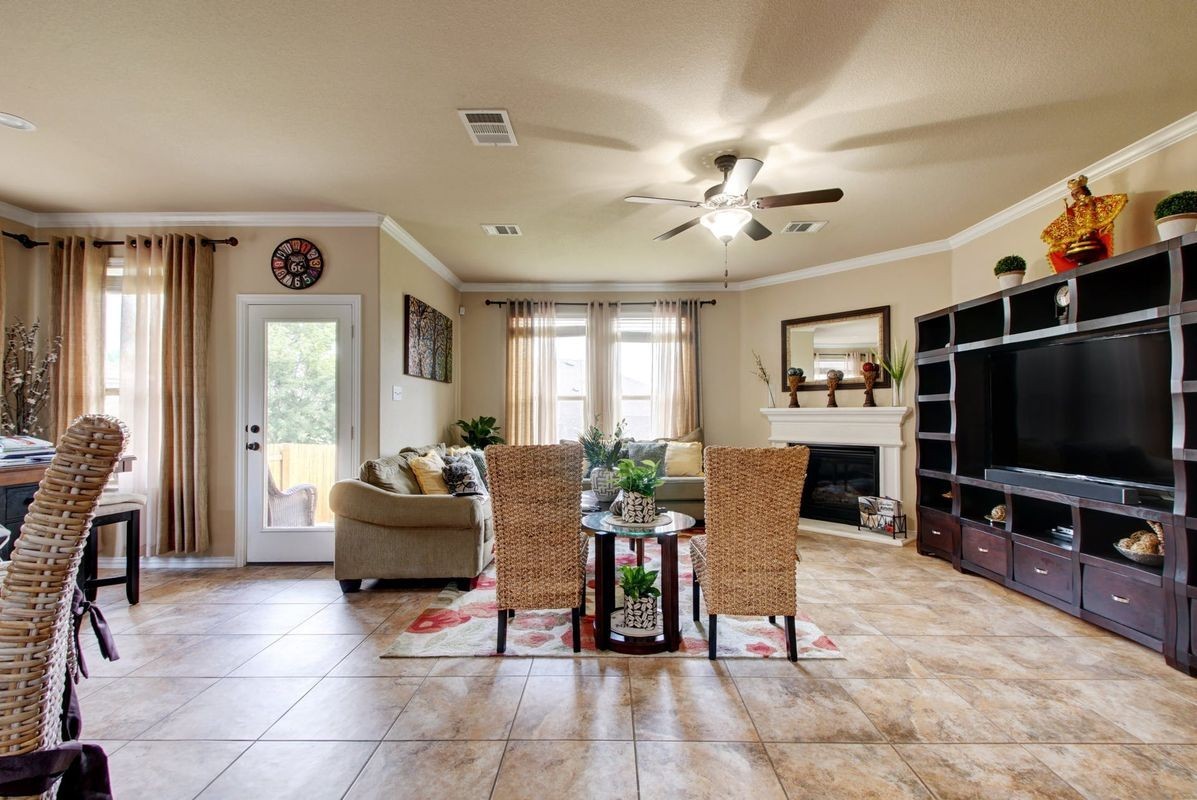 2004 Autumn Run Ln - Photo 3 of 31