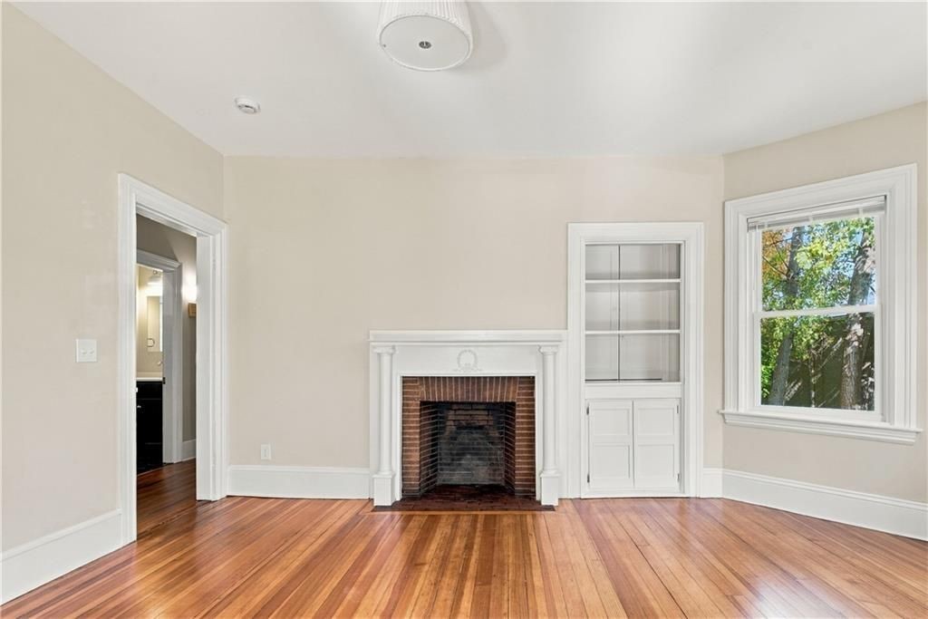 571 Smith St ##1 - Photo 6 of 22
