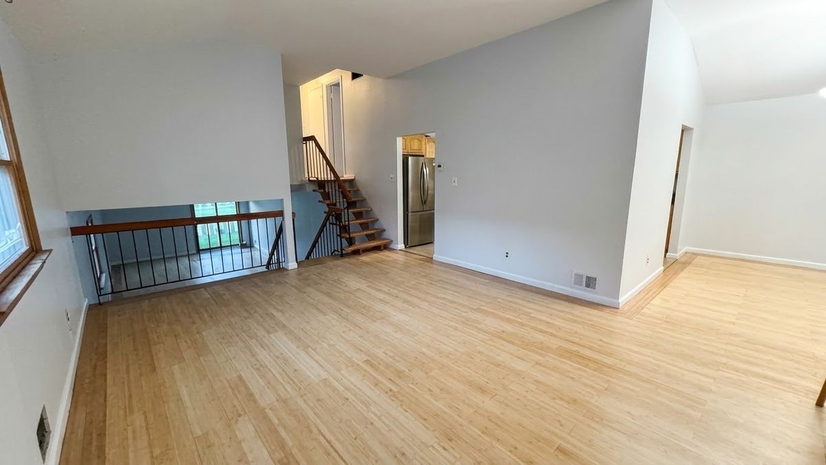 745 Stafford Ave ##1 - Photo 4 of 12