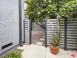 featured image of 653 Sunset Ave ##B