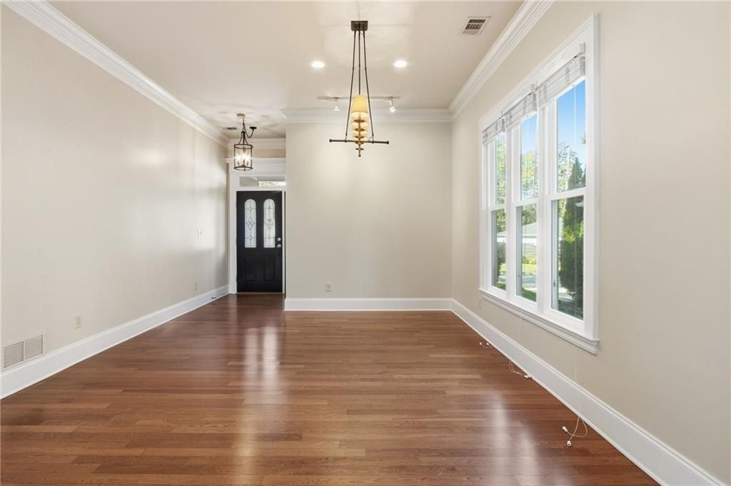 979 Carr St - Photo 5 of 50
