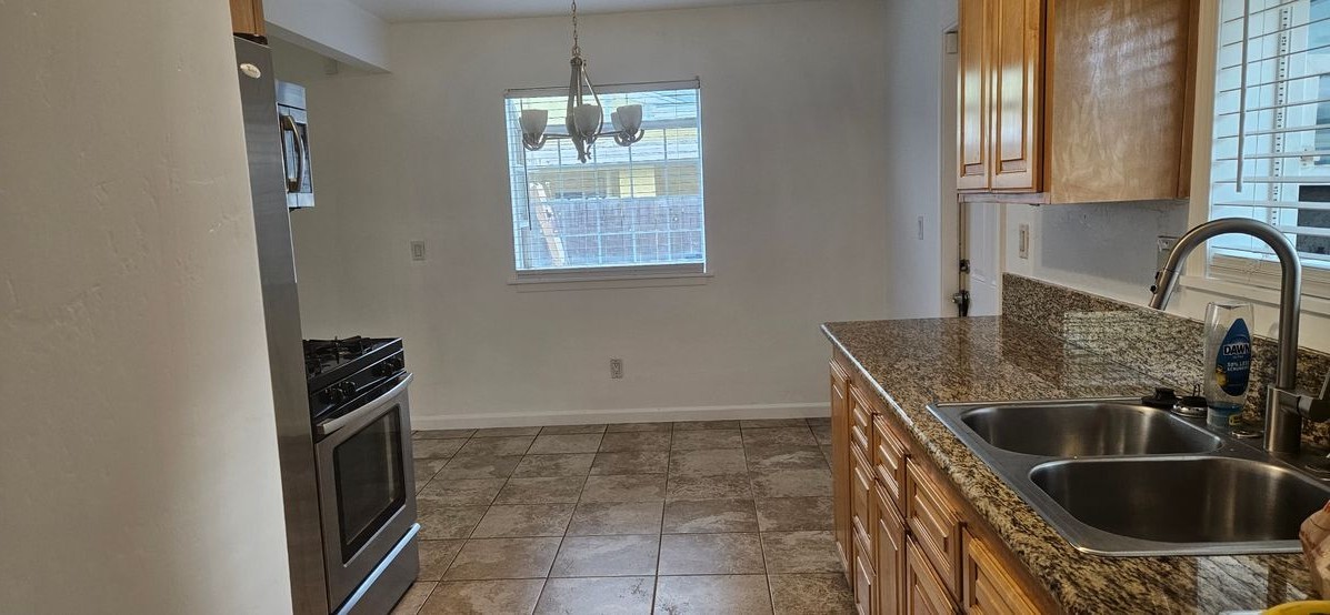 261 Flowerdale Ln - Photo 3 of 4