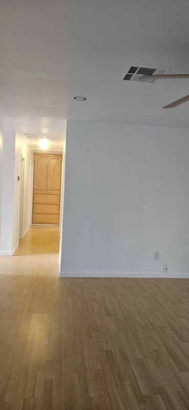 261 Flowerdale Ln - Photo 4 of 4