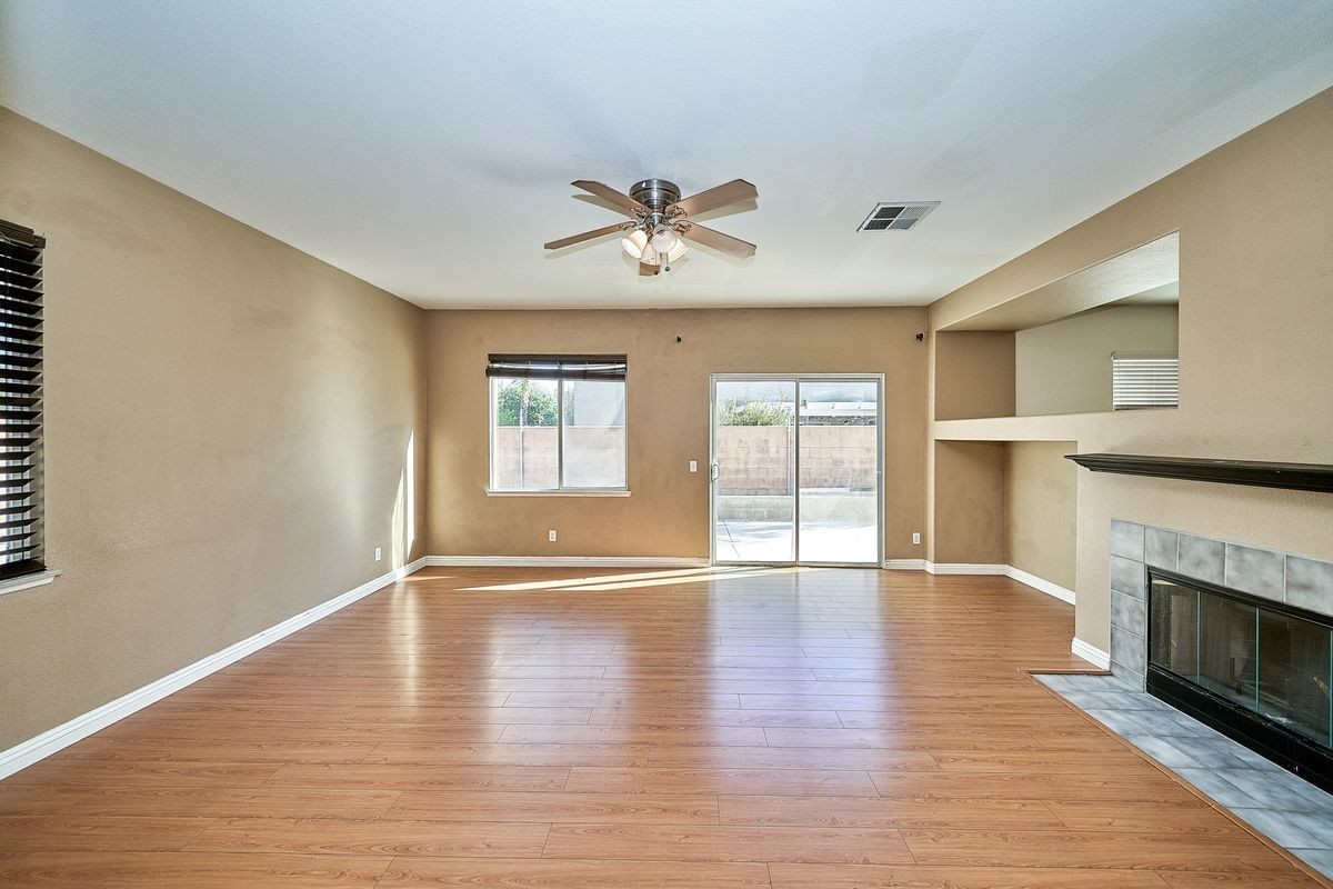 6478 Gladiola St - Photo 3 of 14