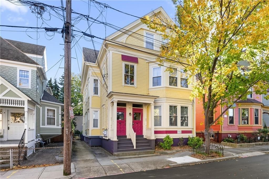 8 Brighton St ##1 - Photo 2 of 18
