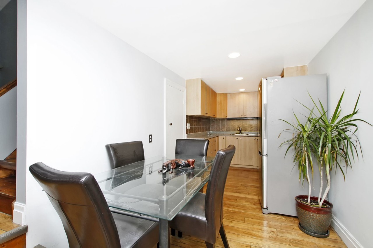 45 Robina Ave - Photo 3 of 10