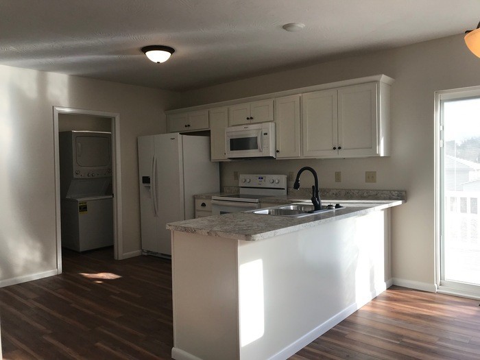 149 N Sugar St - Photo 2 of 24