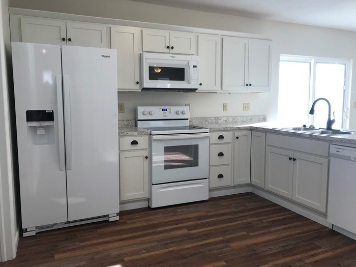 149 N Sugar St - Photo 7 of 24