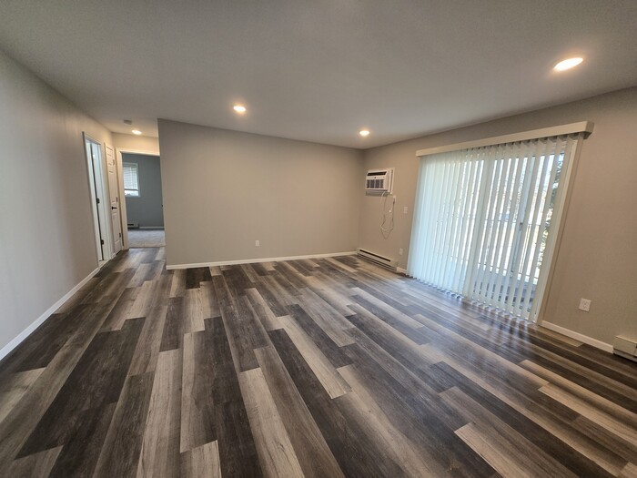 2816 S 17th St #301 - Photo 4 of 12