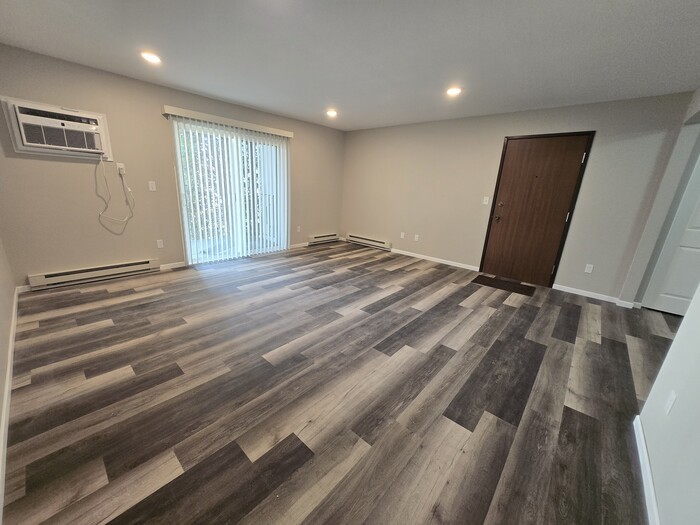 2816 S 17th St #301 - Photo 5 of 12