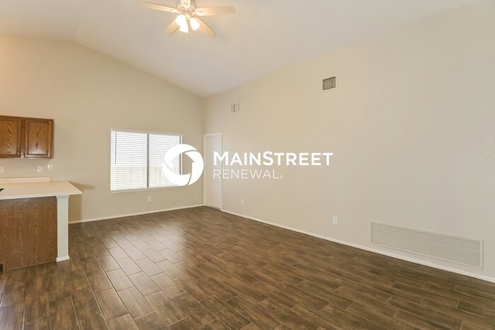 8136 S Carbury Way - Photo 5 of 16