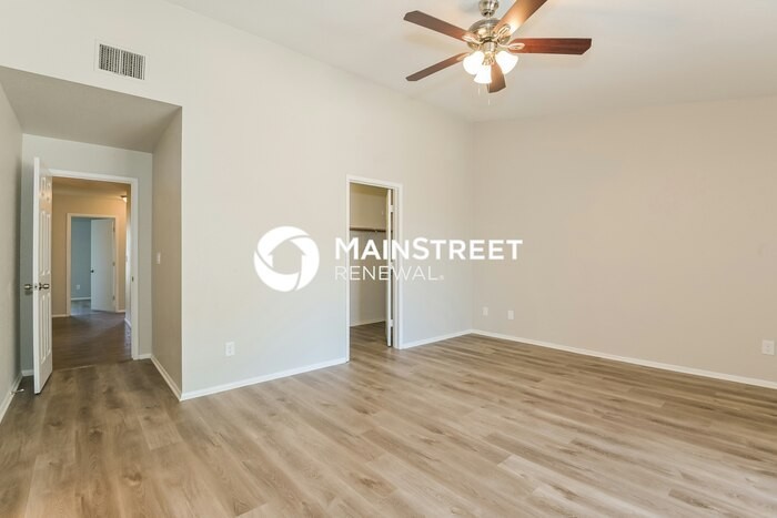 8136 S Carbury Way - Photo 7 of 16