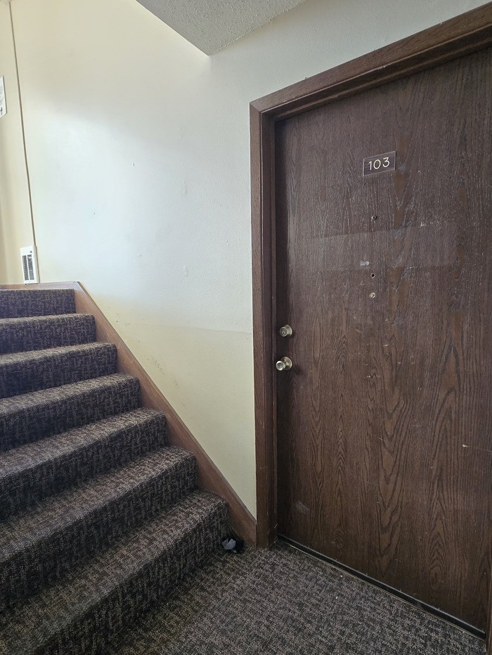 2904 S 17th St #103 - Photo 5 of 18