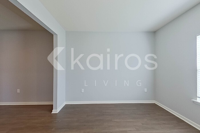 1045 Pilgrim Ln - Photo 6 of 35