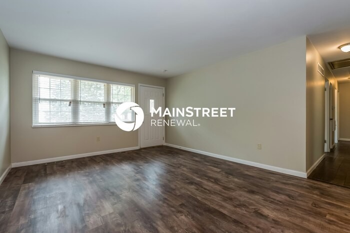 1325 Arlington Dr - Photo 2 of 15
