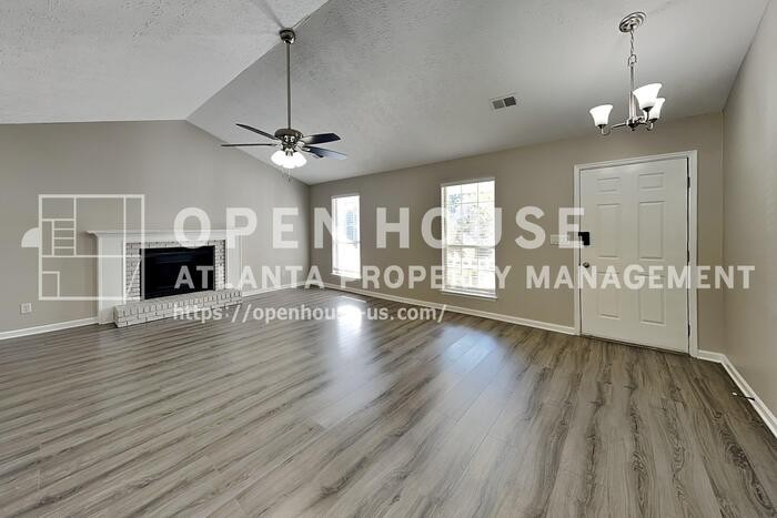 1268 Westover Trce Nw - Photo 4 of 20