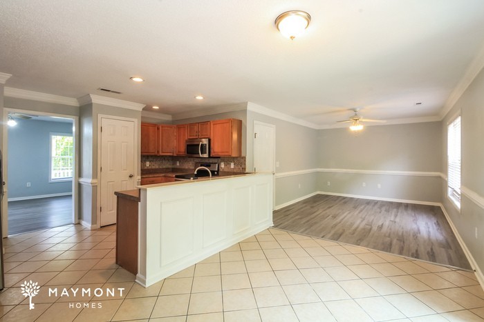 491 Weymouth Ct - Photo 6 of 15
