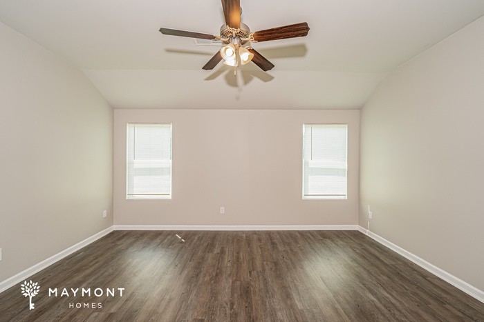 1049 Brookhaven Dr - Photo 5 of 12