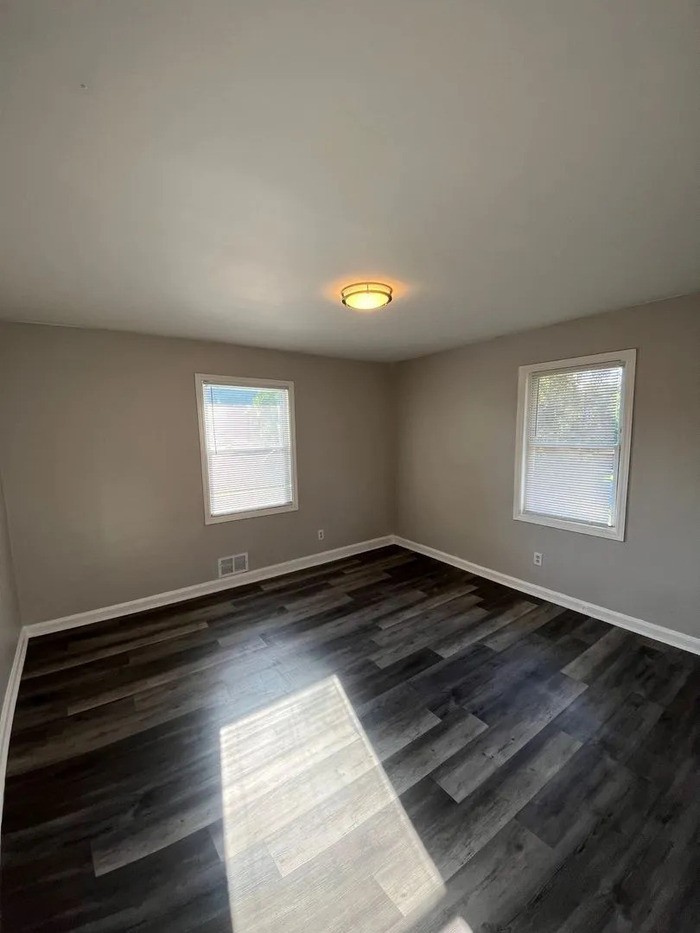 2141 Macon Dr Sw - Photo 7 of 50