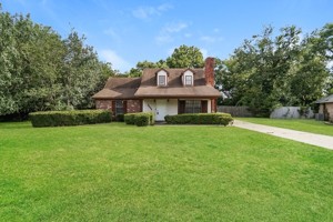 featured image of 2228 S Sutherland Dr
