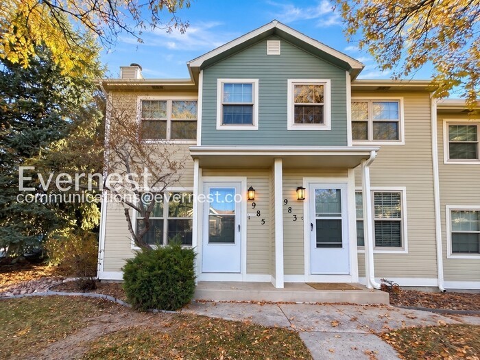 7985 Lexington Park Dr