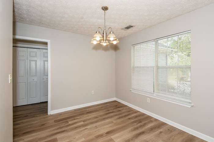 7008 Branch Crossing Way - Photo 6 of 16
