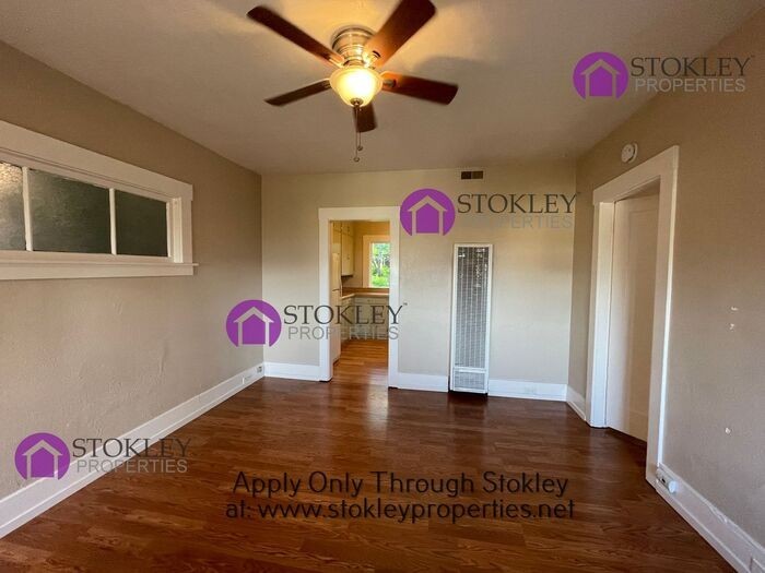 1434 Dineen St - Photo 2 of 39