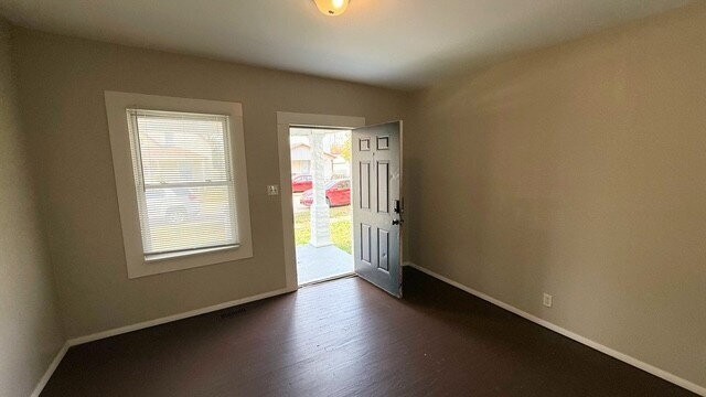 621 Coffey St - Photo 2 of 11