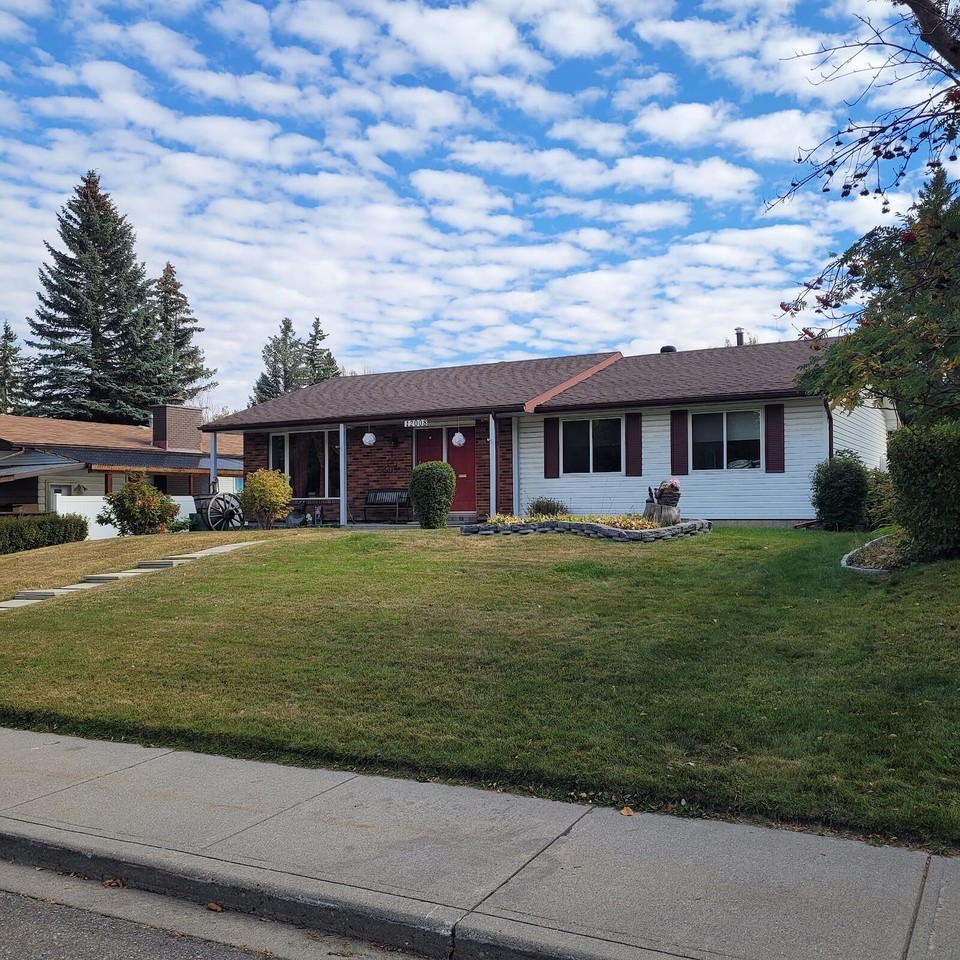 12008 Elbow Dr Sw - Photo 2 of 21
