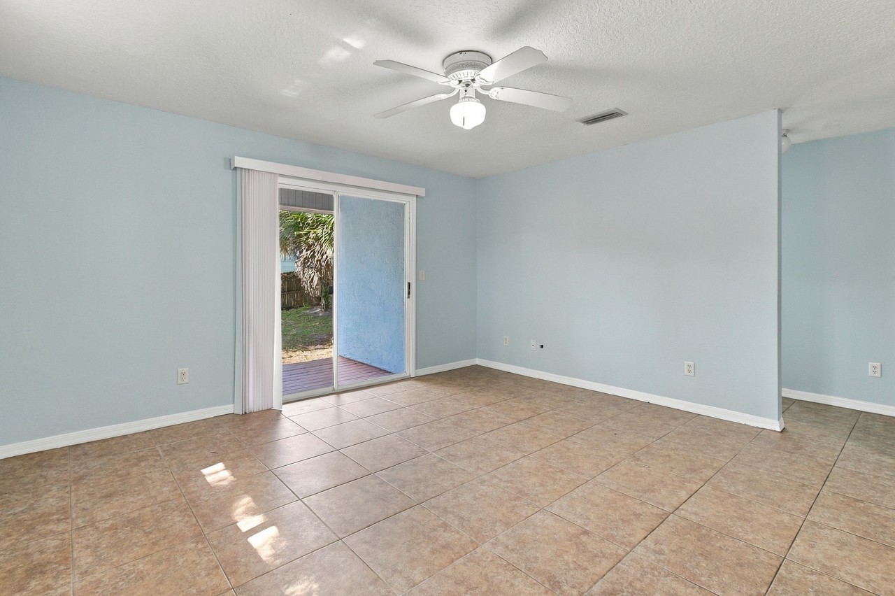 3735 Bluff Ln #A - Photo 7 of 26