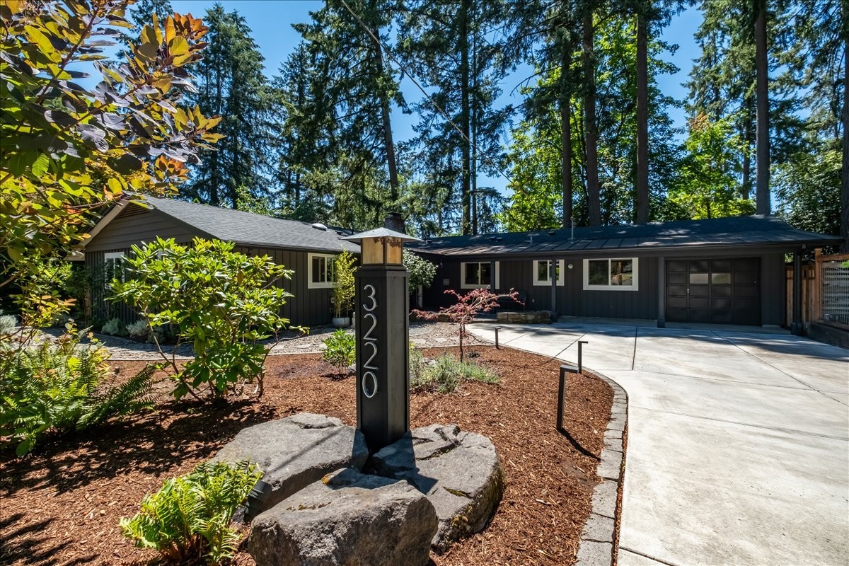 3220 Nw Mckinley Dr #NA - Photo 2 of 38