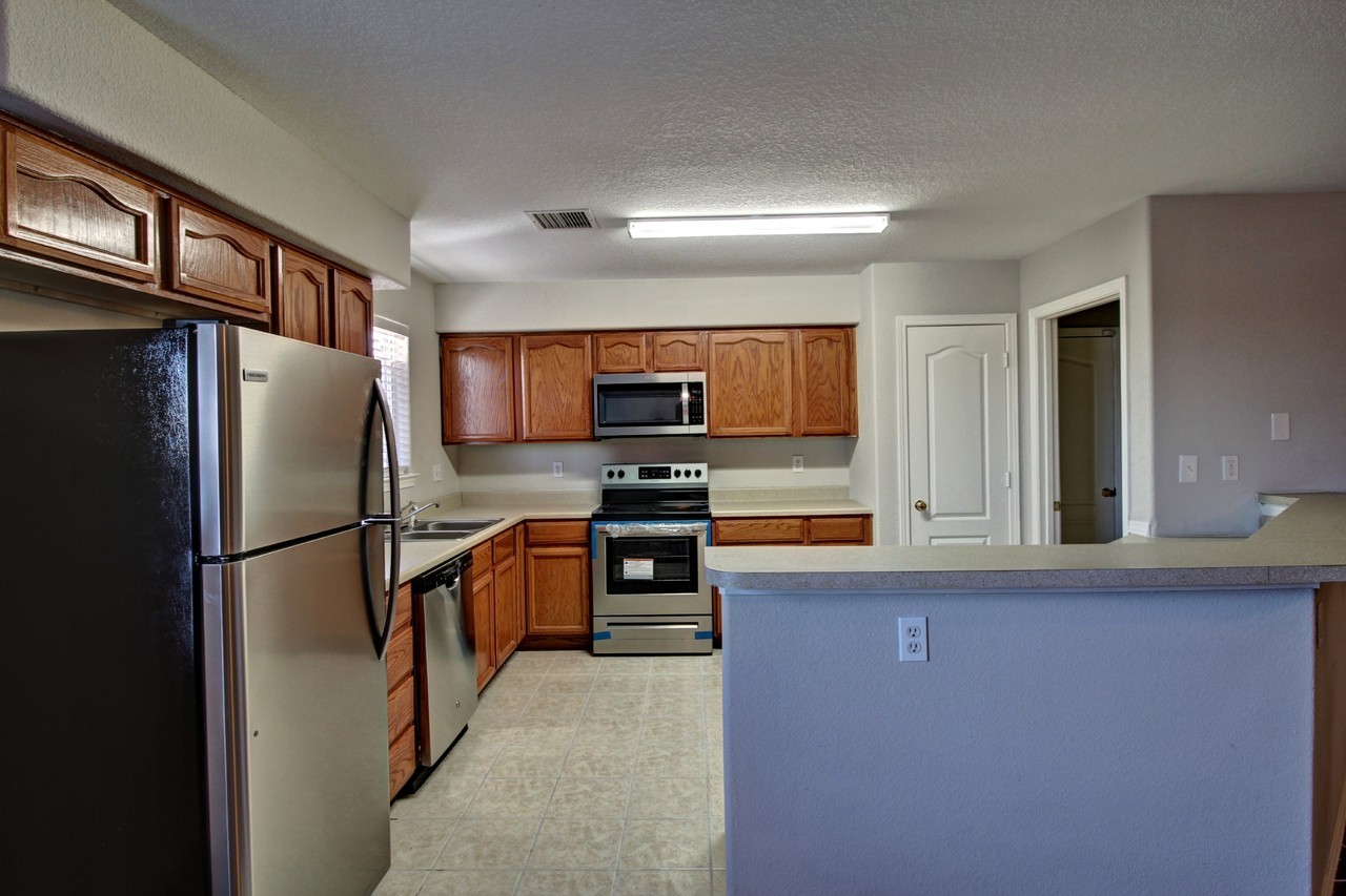 1275 Fountain Loop #NA - Photo 5 of 21