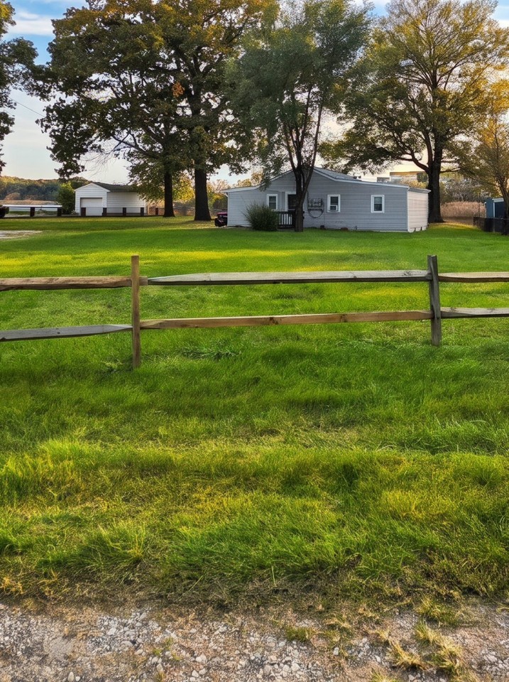 8644 Sandy Plains Rd #NA - Photo 2 of 20