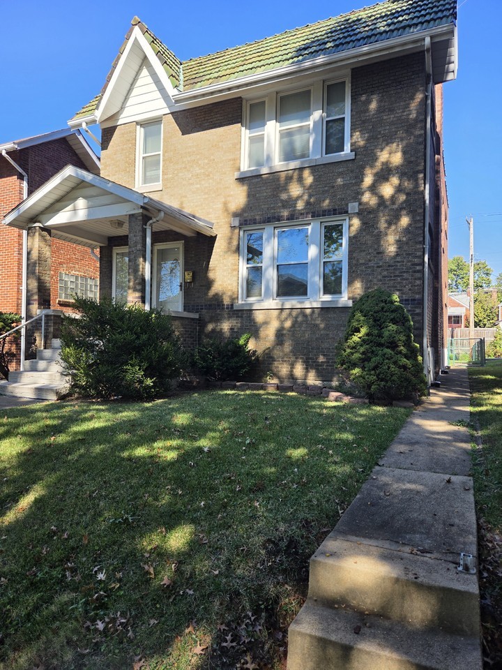 5239 Bancroft Ave #1