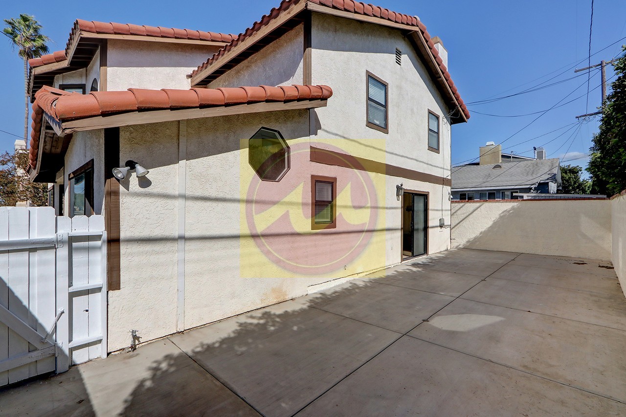 2206 Felton Lane - Photo 2 of 35