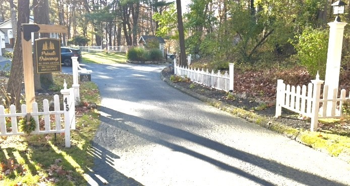 45 Greenwich Dr #NA - Photo 3 of 18