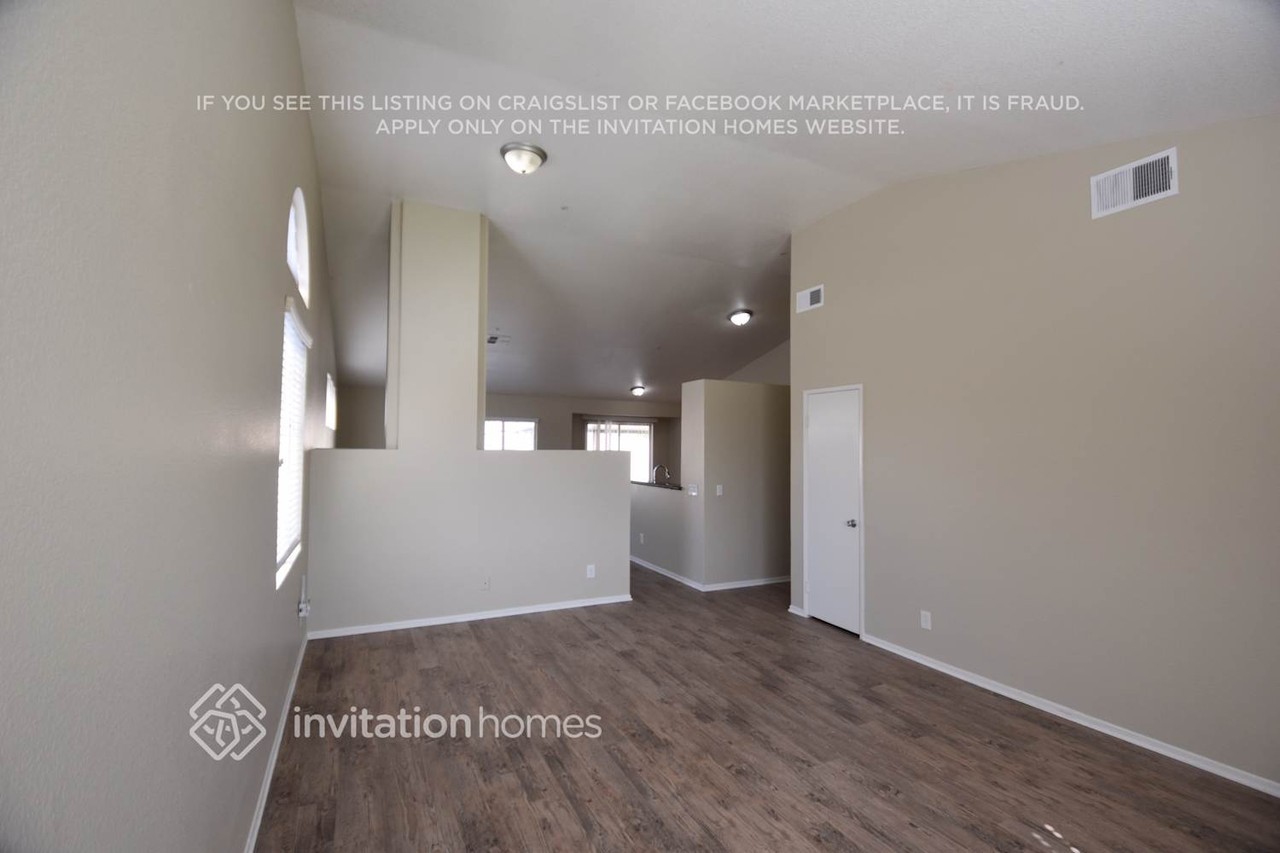 3386 N Silver Berry Dr - Photo 2 of 9