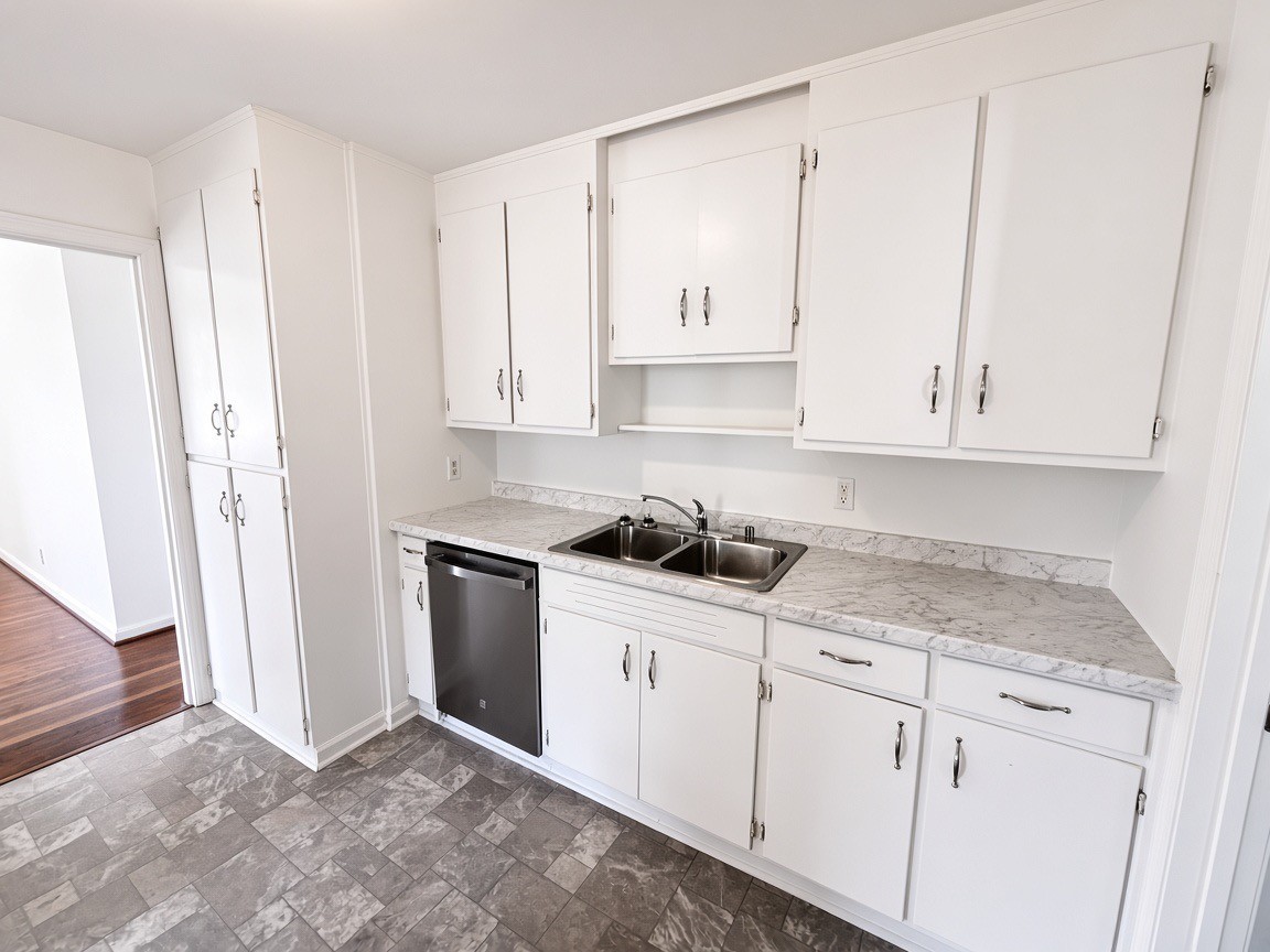 1840 21st Ave - Photo 6 of 18