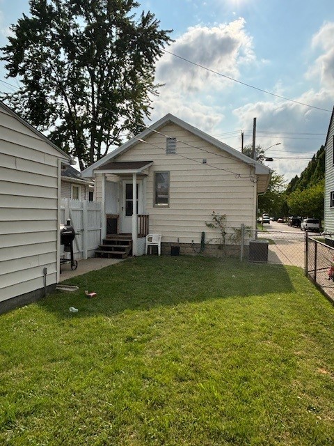 701 Dover Pl - Photo 6 of 7