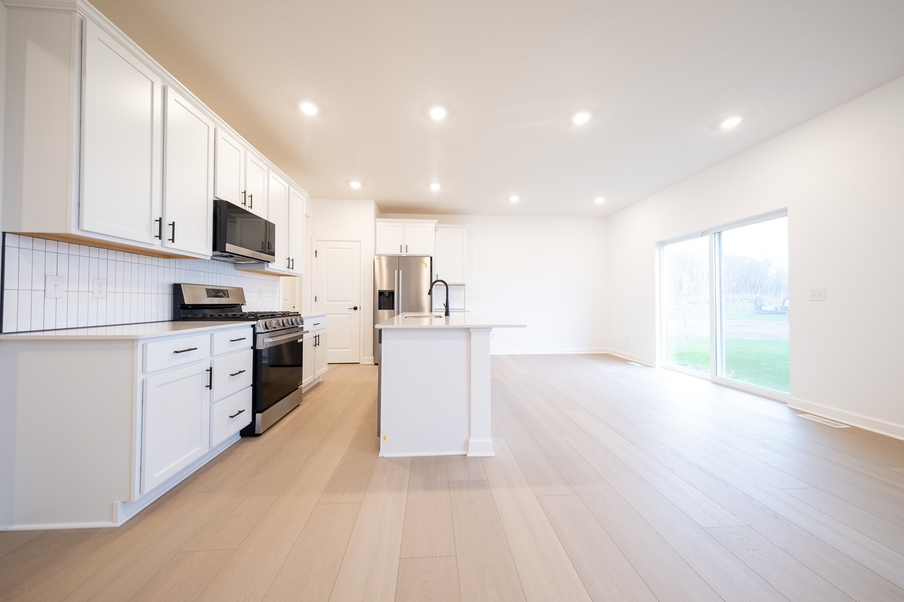 22361 Isla Way #1 - Photo 6 of 26