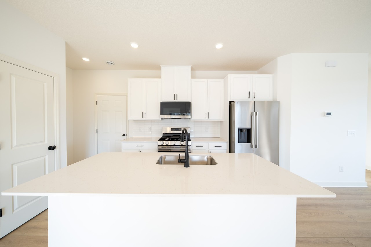 11154 203rd St W #1 - Photo 7 of 22